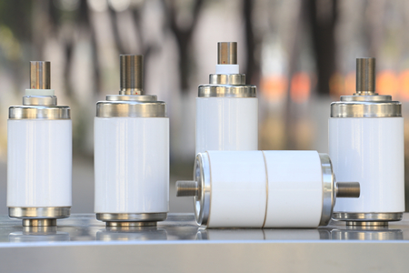 真空開(kāi)關(guān)管之所以被擊穿，原因居然在這！